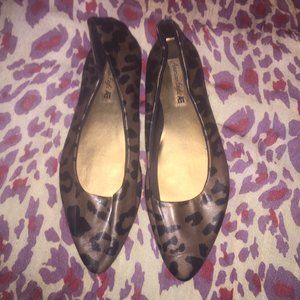 American Eagle Metallic Animal Print flats Sz 8.5W
